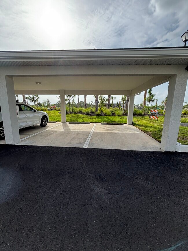 Building Photo - Opal Sand Dr Unit 102 Terrace Condo-Wellen Park G&CC