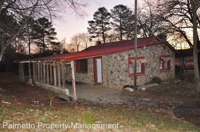 Building Photo - 1265 Wayside Rd NE