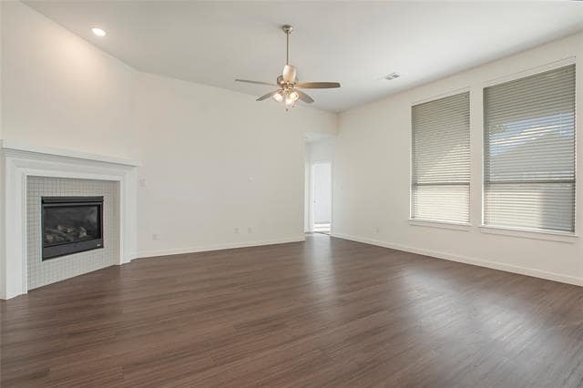 Building Photo - 2419 Doncaster Dr