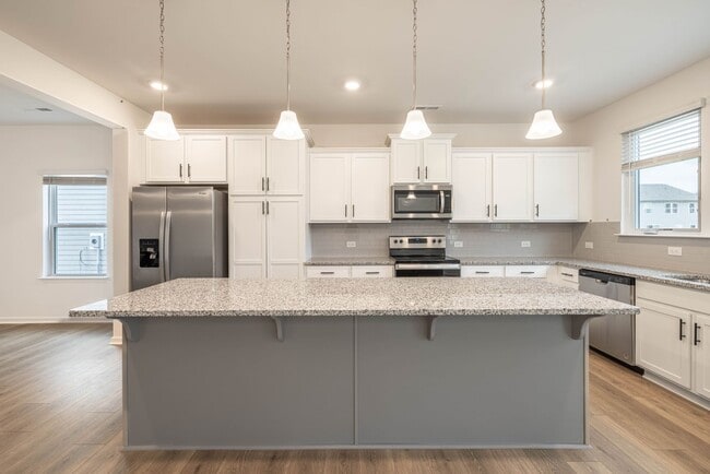 Building Photo - BEAUTIFUL 3 Bedroom Home - Stonebridge Fairways - AVAILABLE NOW