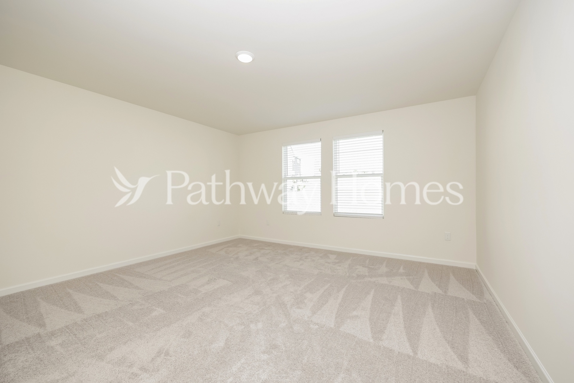 Building Photo - 1052 Large Poppy Dr