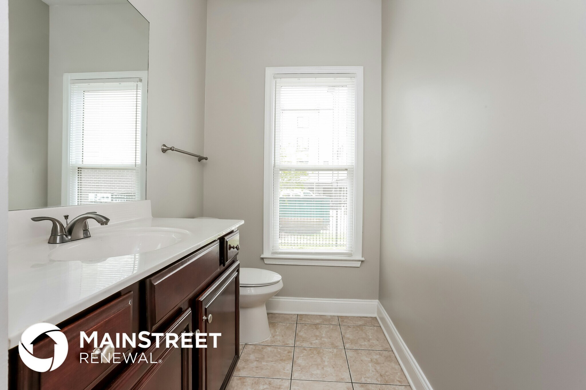 Building Photo - 223 Bass St SW