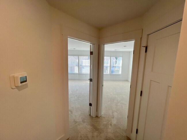 Building Photo - 1242 Cherry Orch Rd