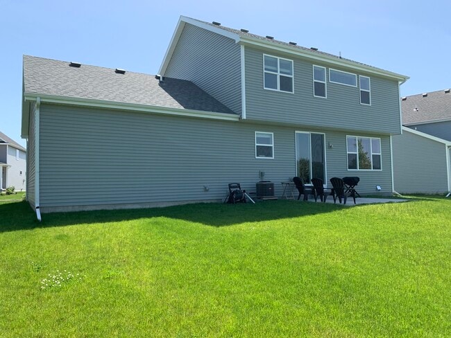 Building Photo - 5608 Levitan Ln