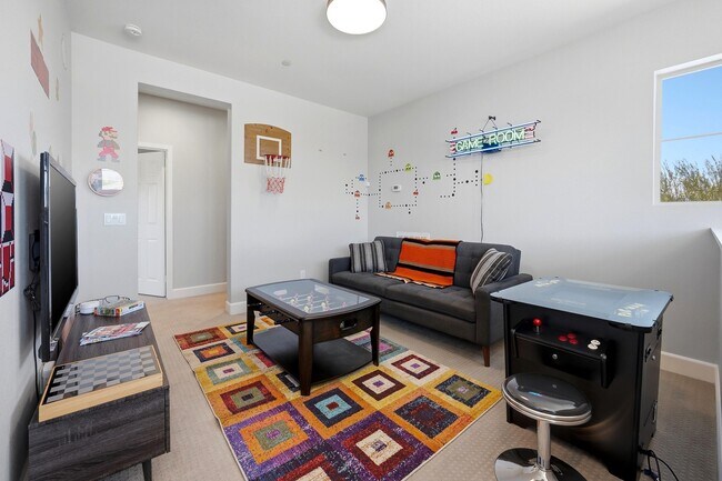 Building Photo - 82668 Rosewood Dr