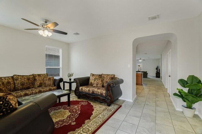 Building Photo - 7932 Gato Ln