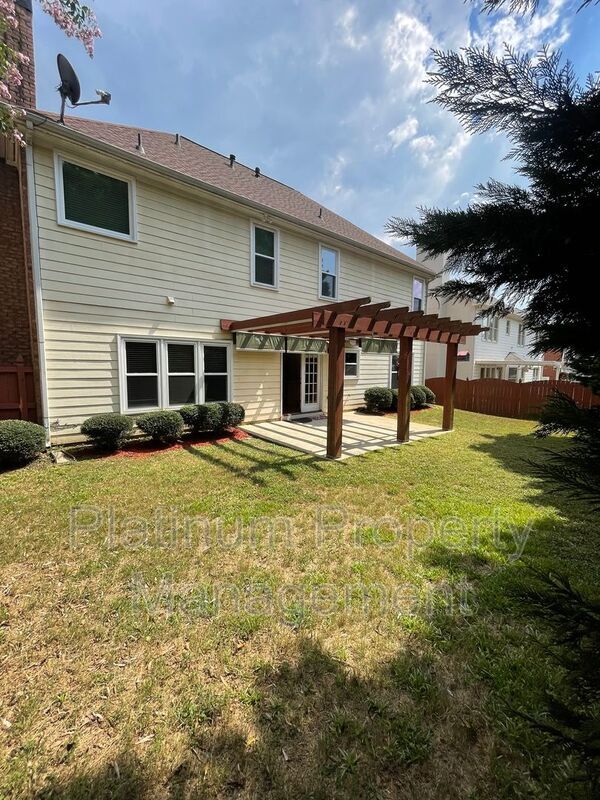 Building Photo - 4916 Durley Ln SE