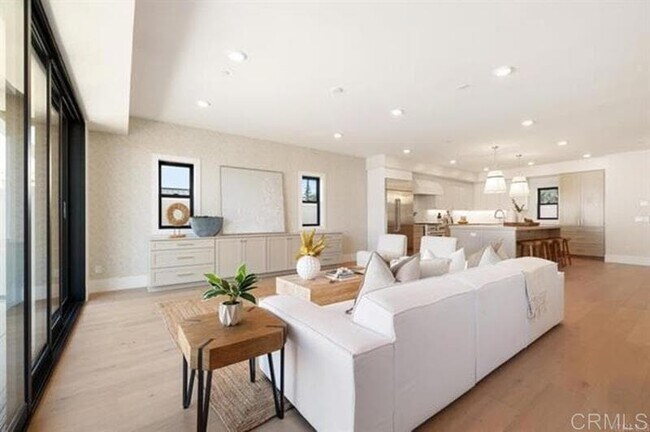 Building Photo - 3755 Adams St