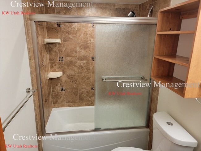 Building Photo - Broadway Condo