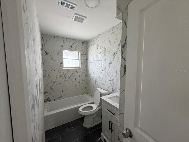 Building Photo - 7323 Ponderosa Dr