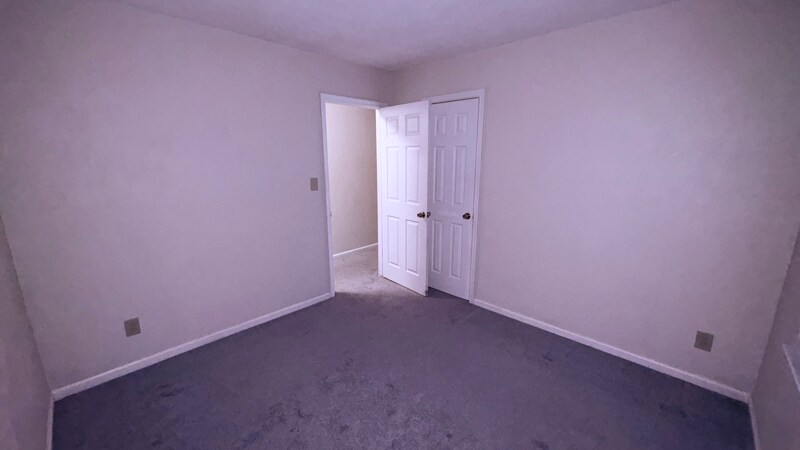 Building Photo - 173 Gillis Rd