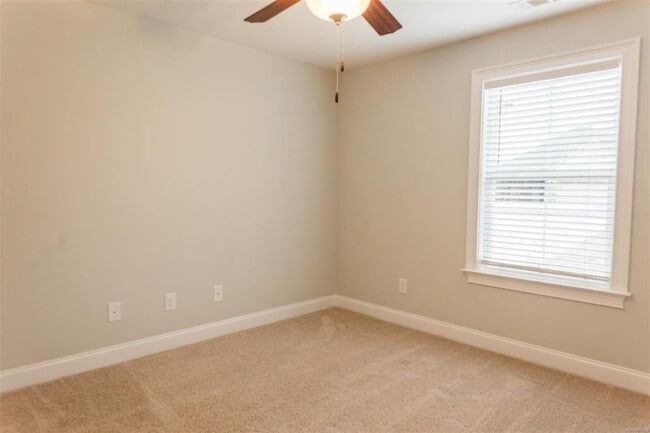 Building Photo - 1133 Benjamin Wy