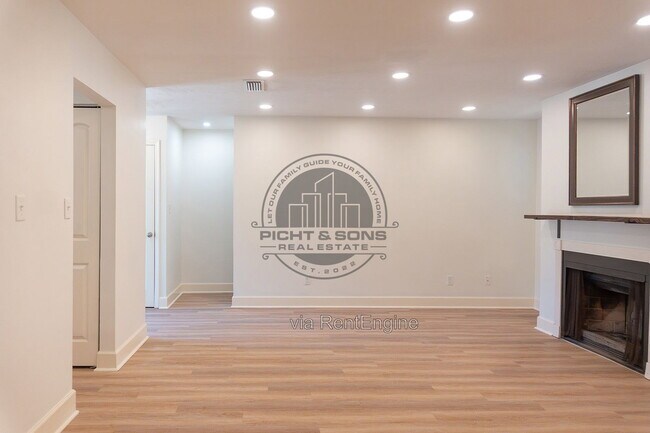 Building Photo - 2781 Grantham Ln