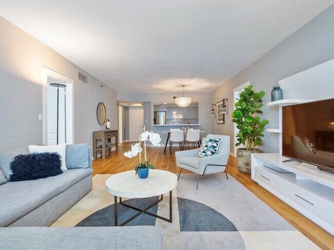 Building Photo - 9455 Collins Ave