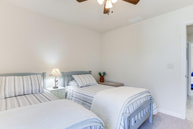 Building Photo - 540 Southland Rd