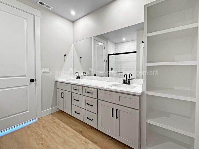 Building Photo - 160 S Koyukuk Ave