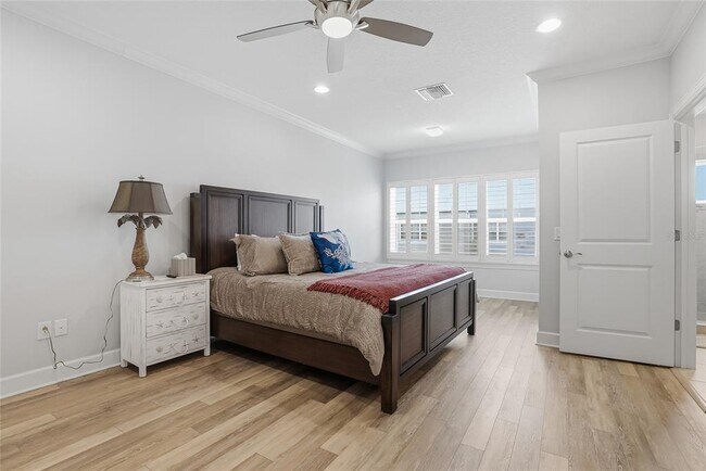 Building Photo - 3162 Moorings Dr S
