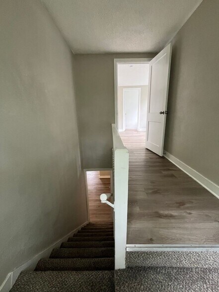 Building Photo - 6126 S Benton Ave