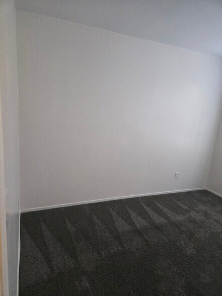 Building Photo - 8007 Torremolinos Ave