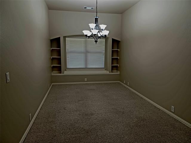 Building Photo - 664 Vickie St