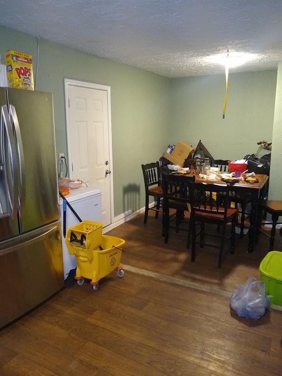 Building Photo - 7726 Darnay Dr