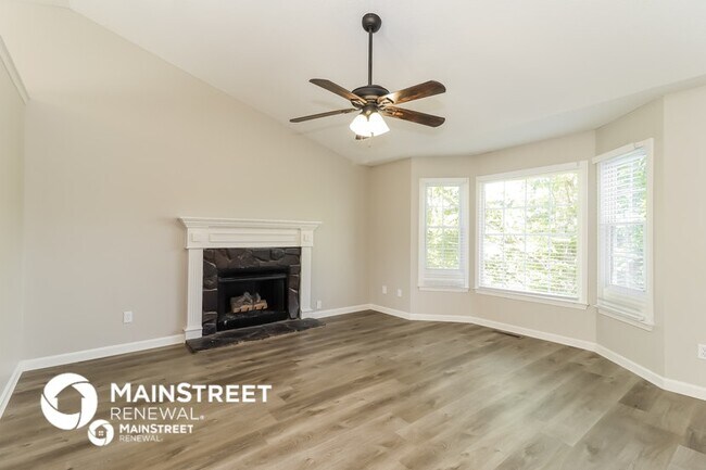 Building Photo - 15 Westminster Dr