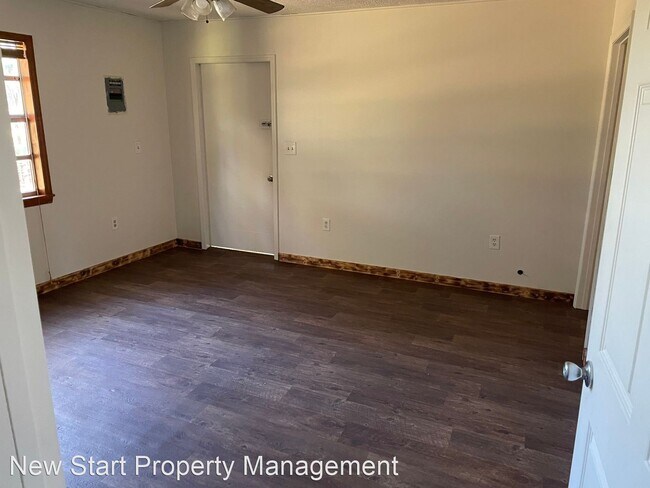 Building Photo - 3 br, 2 bath House - 33882 State Rd 62 Blu...