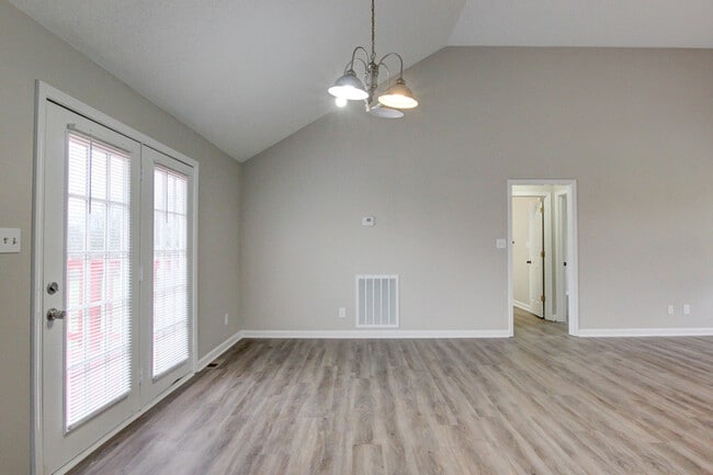Building Photo - 2481 Clarksville Rd