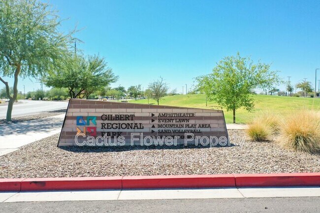 Building Photo - 3943 E Ficus Way