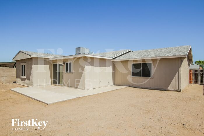 Building Photo - 2907 E Michelle Dr