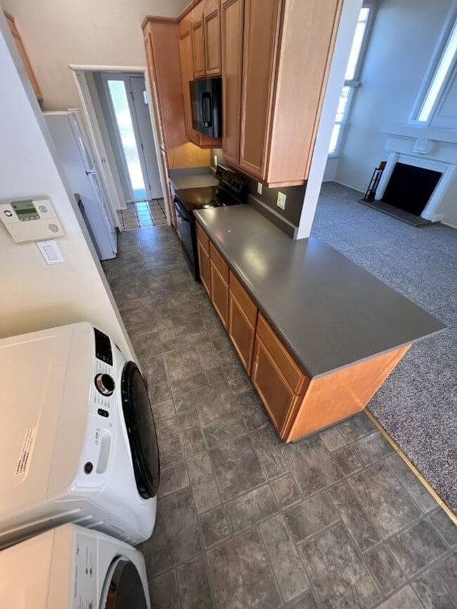 Building Photo - Hardeman