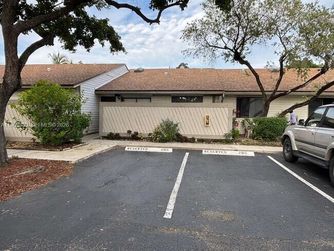 Building Photo - 3637 NW 99th Terrace