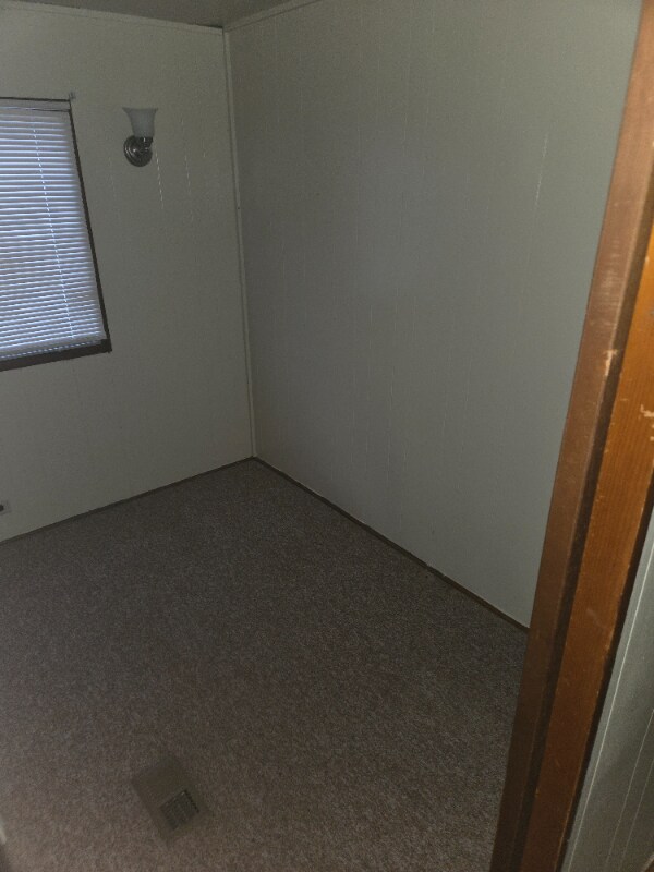 Building Photo - 8464 Cleveland Ave NW