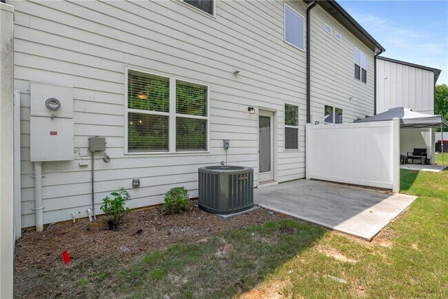 Building Photo - 4635 Cypress Pk Dr