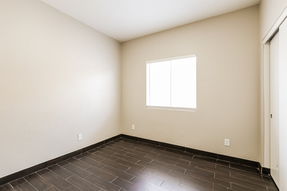 Building Photo - 9204 E Muleshoe St