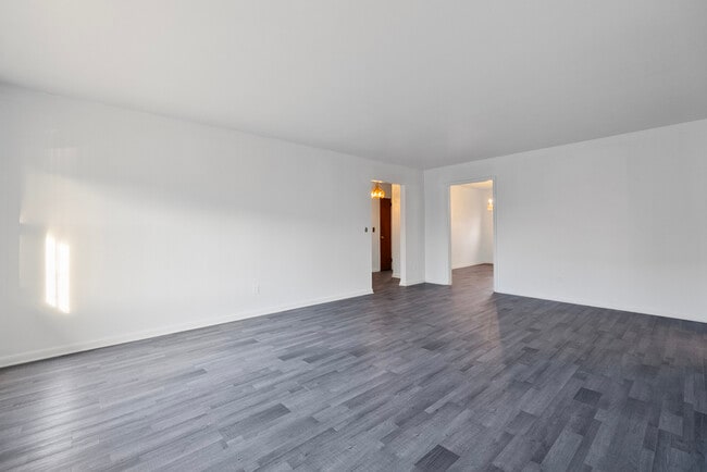 Building Photo - 7108 Polk St