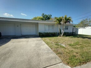 Building Photo - 1141 San Christopher Dr