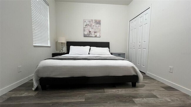 Building Photo - 720 Las Fuentes Dr