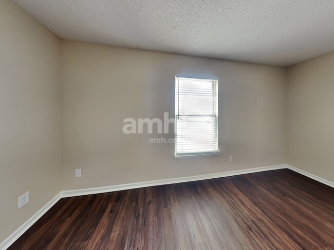 Building Photo - 1281 Rosemary Ct