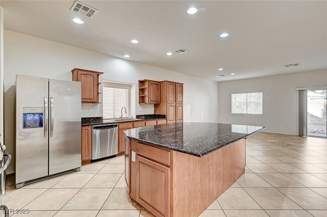 Building Photo - 5536 Danforth Ave