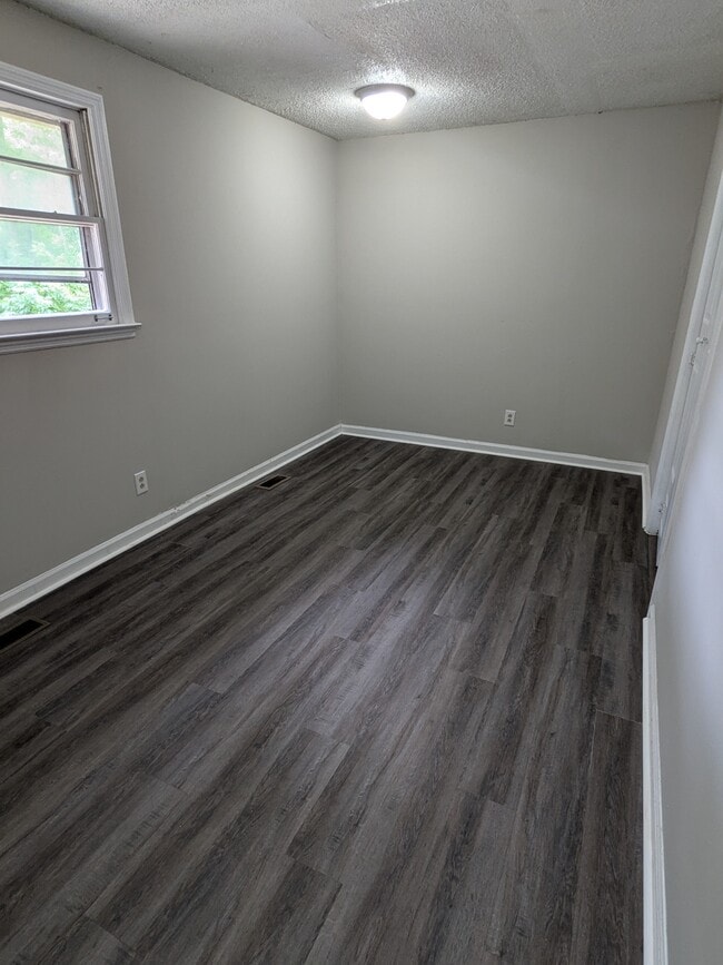 Building Photo - 500 Catalina Dr