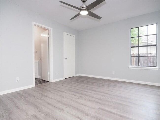 Building Photo - 1200 Hyridge St