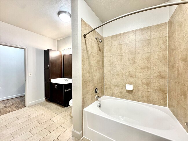 Building Photo - 3333 Weslayan St