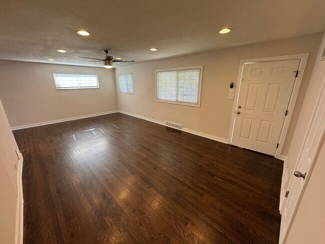 Building Photo - 1186 Rosemary St