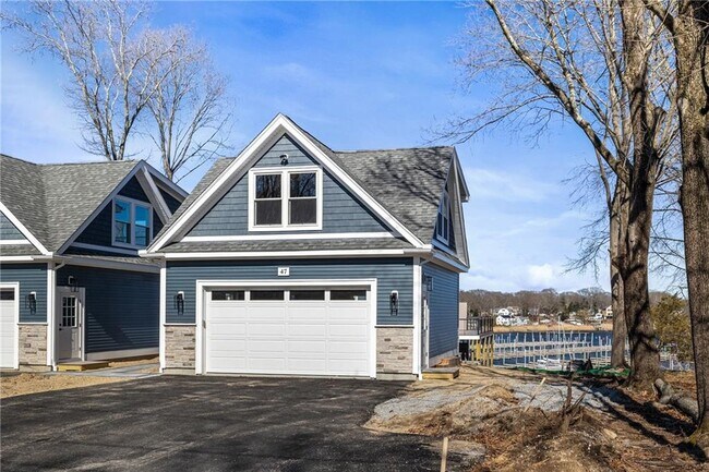 Building Photo - 47 Arnolds Neck Dr