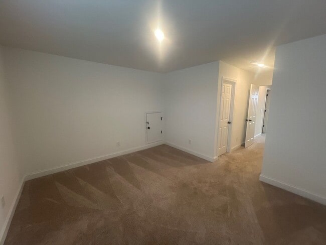 Building Photo - 312 Traywick Pl