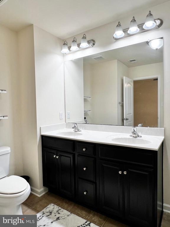 Building Photo - 1106 Wickersham Wy