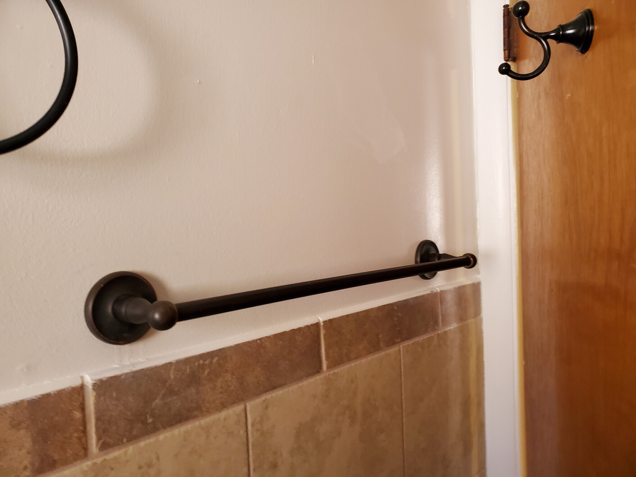 Building Photo - 10370 Ute Pass Ave