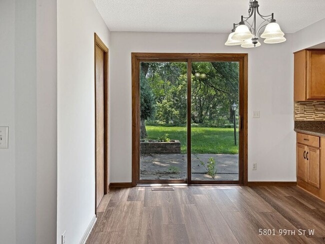 Building Photo - 5801 W 99th St