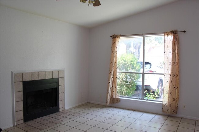 Building Photo - 9603 Nightjar Dr